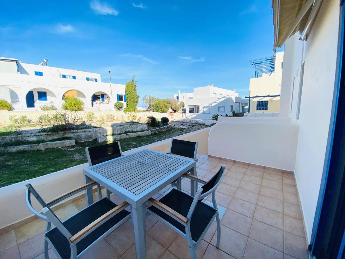 The Beachhouse Apartments Vagia  Exterior photo