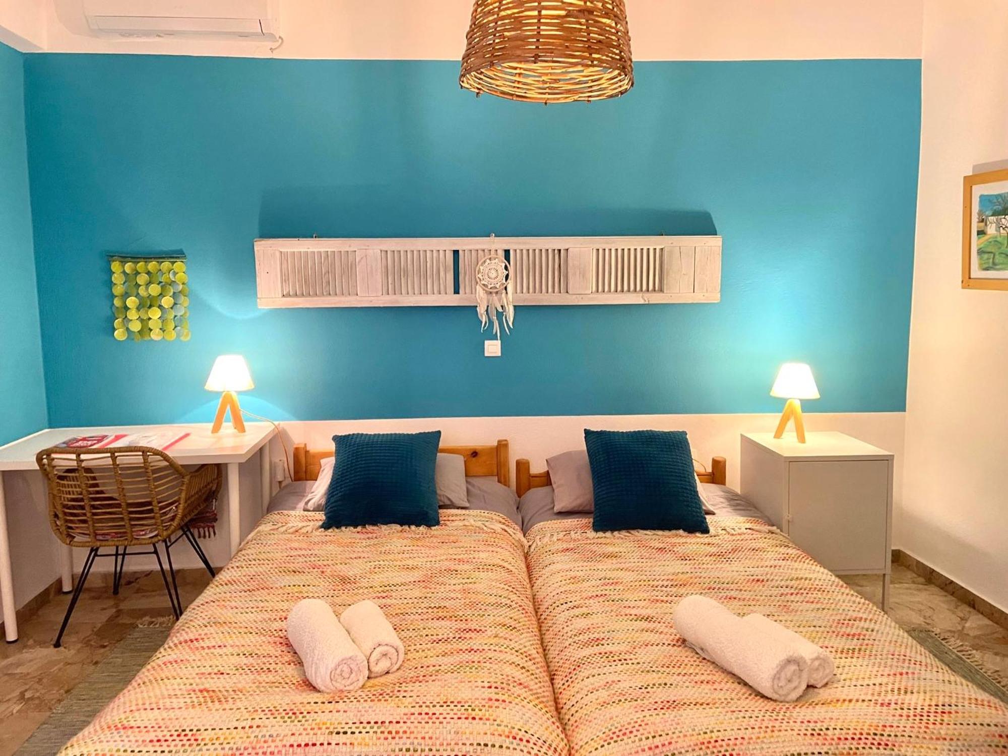 The Beachhouse Apartments Vagia  Room photo